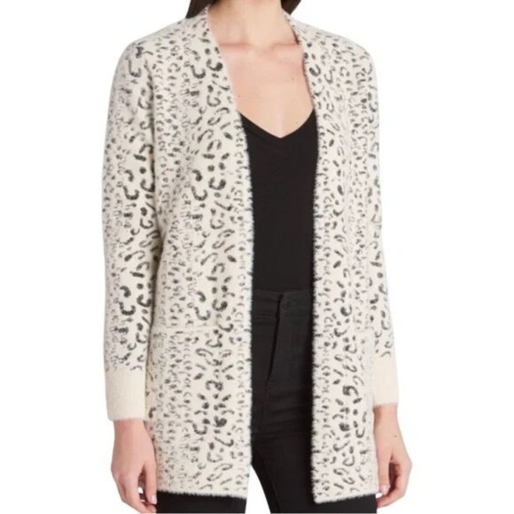 Evolution By Cyrus Leopard Print Open Front Fuzzy Soft Cardigan Sweater Size XS - Picture 1 of 7